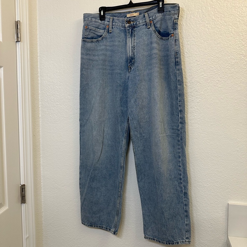 WOMENS LEVIS DAD JEANS (32)